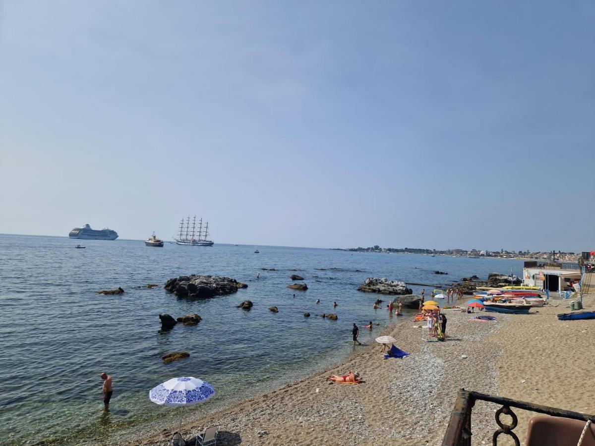 Villa Ondina House Giardini Naxos Esterno foto