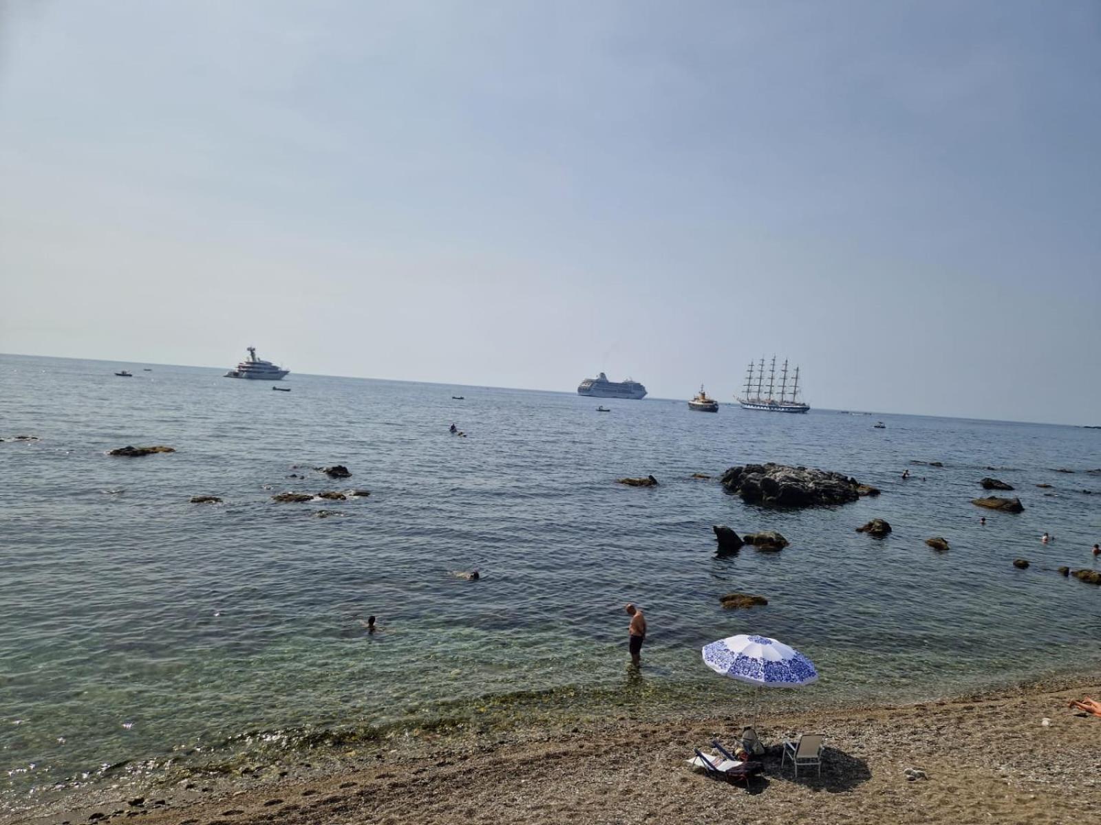 Villa Ondina House Giardini Naxos Esterno foto
