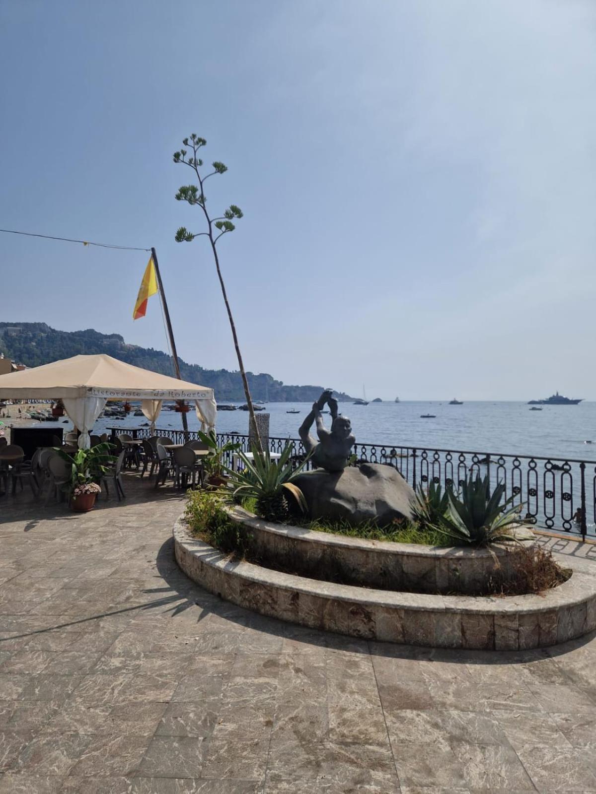 Villa Ondina House Giardini Naxos Esterno foto